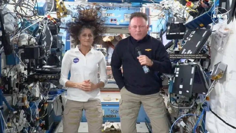 滞留空间站的美宇航员启程返回地球据美国全国广播公司等媒体报道，包括因“星际客机”飞船故障滞留国际空间站的美国宇航员威尔莫尔和威廉姆斯在内的4名宇航员，于美国东部时间18日凌晨乘美国太空探索技术公司的“龙”飞船启程返回地球