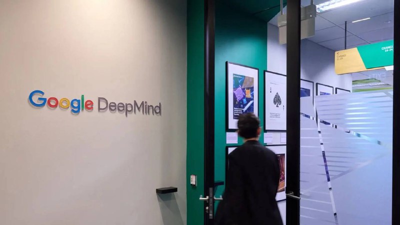 Google将在新加坡设立AI研究实验室，并为学生提供免费AI Pro计划Google DeepMind正在新加坡设立新的基地，旨在推动人工智能（AI）在亚太地区的研发及其在现实世界中的应用