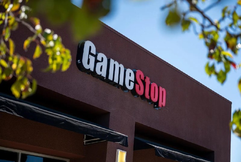 GameStop 提出 560 亿美元收购 eBay 的要约据《华尔街日报》报道，GameStop 已向 eBay 提出以 560 亿美元收购的要约，这一举措是其 CEO Ryan Cohen 计划的一部分：把线上市场打造为“名副其实的亚马逊竞争对手”
