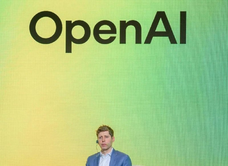 OpenAI提议让美国政府持有公司5%股份据英国《金融时报》报道，OpenAI提议向美国特朗普政府提供5%的股份，旨在寻求人工智能发展的政治支持并扫清国家安全障碍