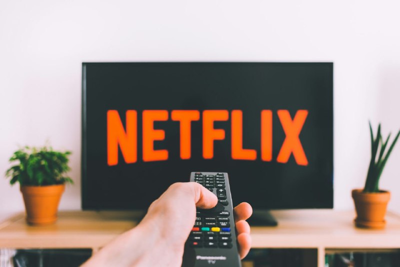 Netflix 正式加入手机/平板同户限制Netflix 更新官网帮助公告，Netflix 显示“您的设备不属于此帐户的 Netflix 同户设备”订阅 newsletter 第一时间获得 博客 内容更新🗒 标签: #Netflix #反密码共享📢 频道: @GodlyNews1🤖 投稿: @GodlyNewsBot