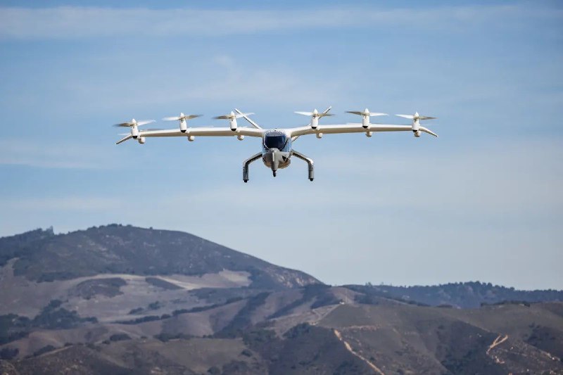 Archer Aviation 获准运营电动空中出租车服务加州圣何塞的一家领先电动航空公司 Archer Aviation 宣布，他们已经获得了美国联邦航空管理局的 135 部航空承运人认证，这将使公司能够运营按需空中出租车服务
